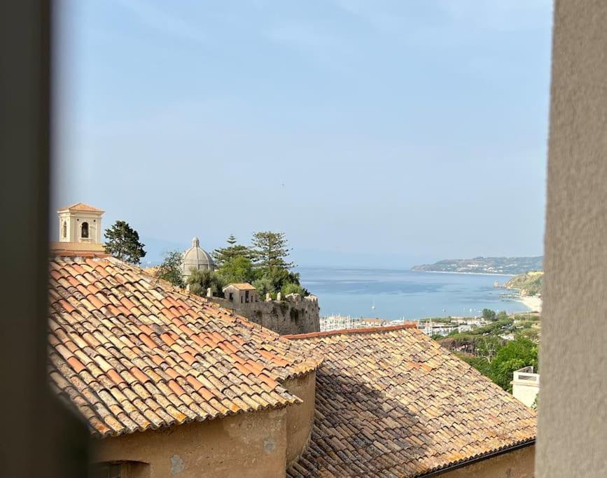 Boutique Apartment - Tropea Esterno foto