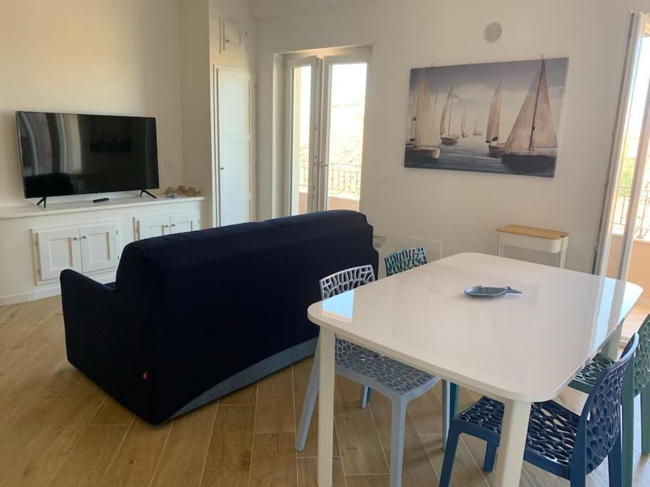 Boutique Apartment - Tropea Esterno foto